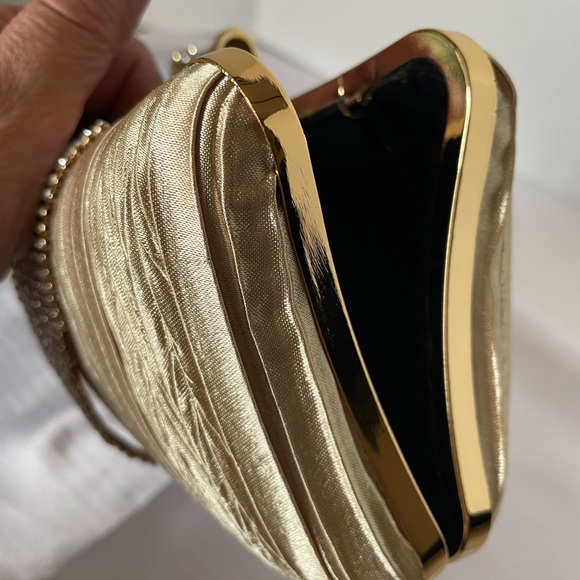 Special Event Clutch. - Picture 12 of 12